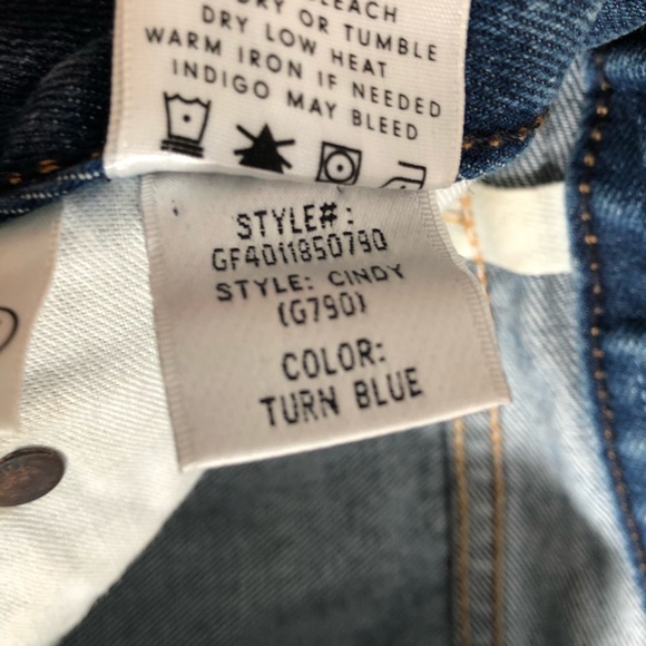 Grlfrnd Cindy’ denim short button fly hi-rise - Picture 7 of 10